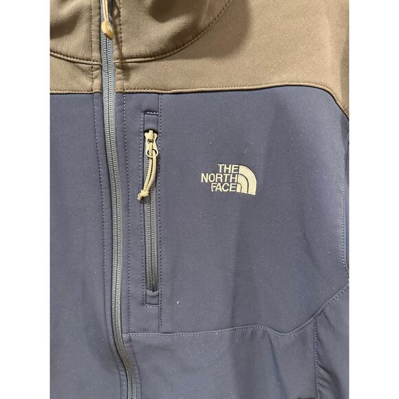 The North Face Apex Jacket - Picture 3 of 8